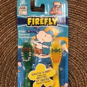 Peanuts | Bath, Skin & Hair | Peanuts Snoopy Surfing Toothbrush Set ...